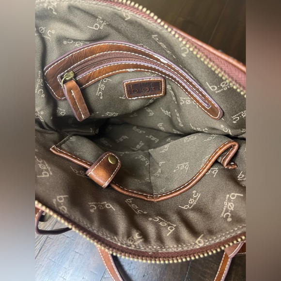 B.O.C Brown Vegan Leather Purse - Picture 3 of 5